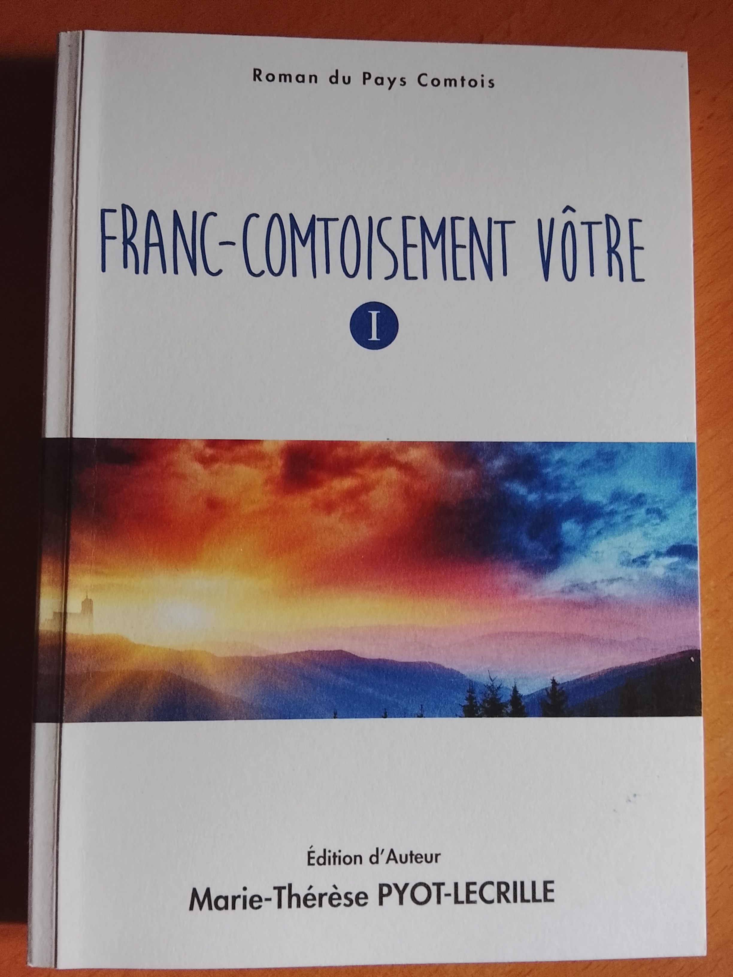Franc-Comtoisement vôtre I — couverture aquarelle, coucher de soleil sur les Vosges